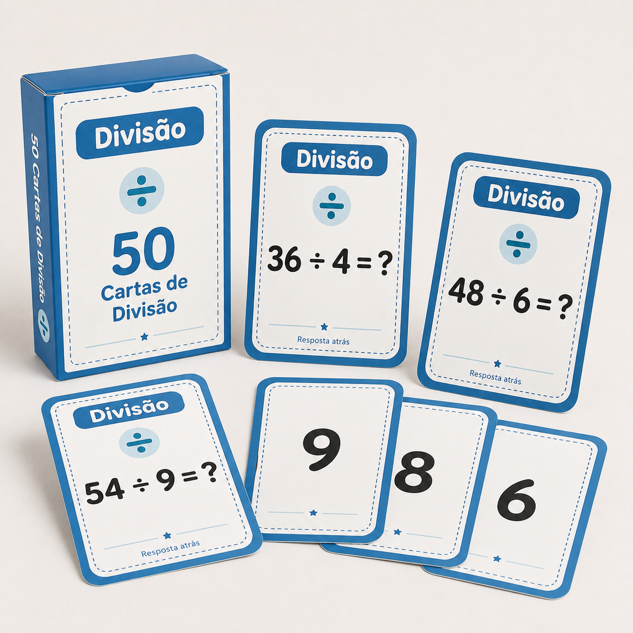 Várias cartas de divisão espalhadas ao lado da caixa